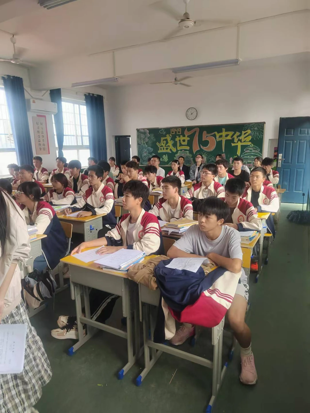适合不同年龄段篮球爱好者的体能训练方案_2